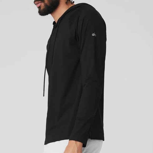 ALO Yoga Other - NEW! ALO Idol Hooded Runner